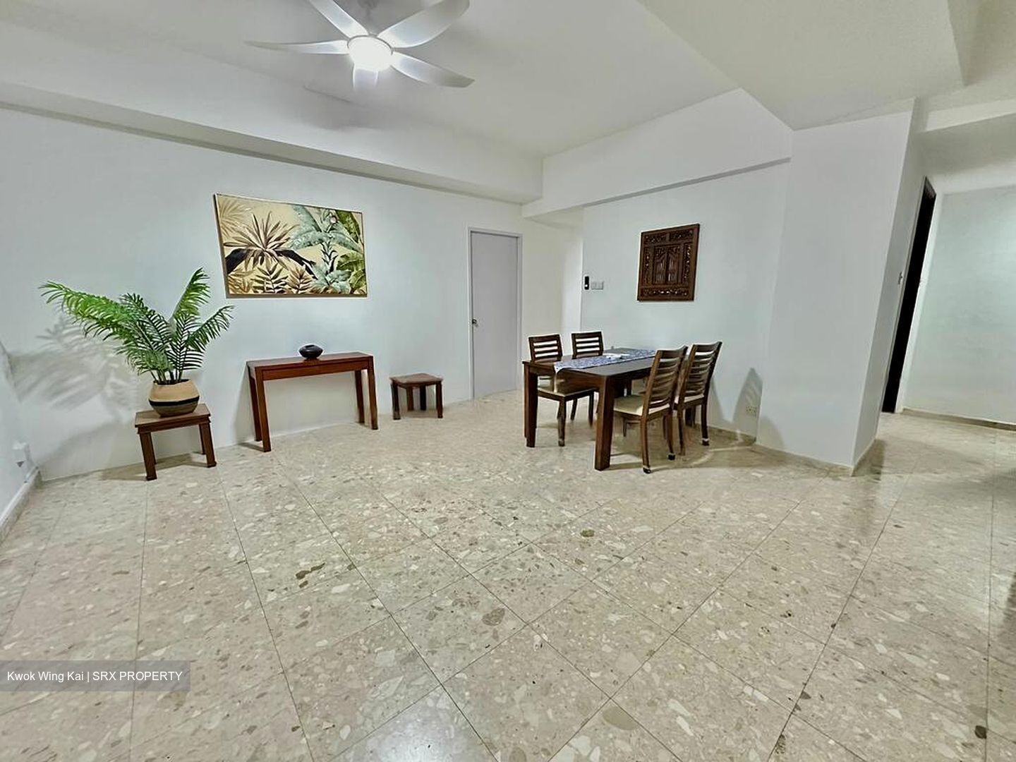 UE Square (D9), Apartment #558579451